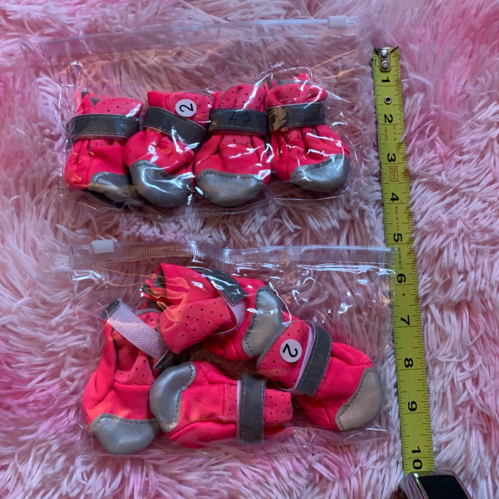 NWT Stylish Pink and Silver Size 2 doggie booties. 4 count.